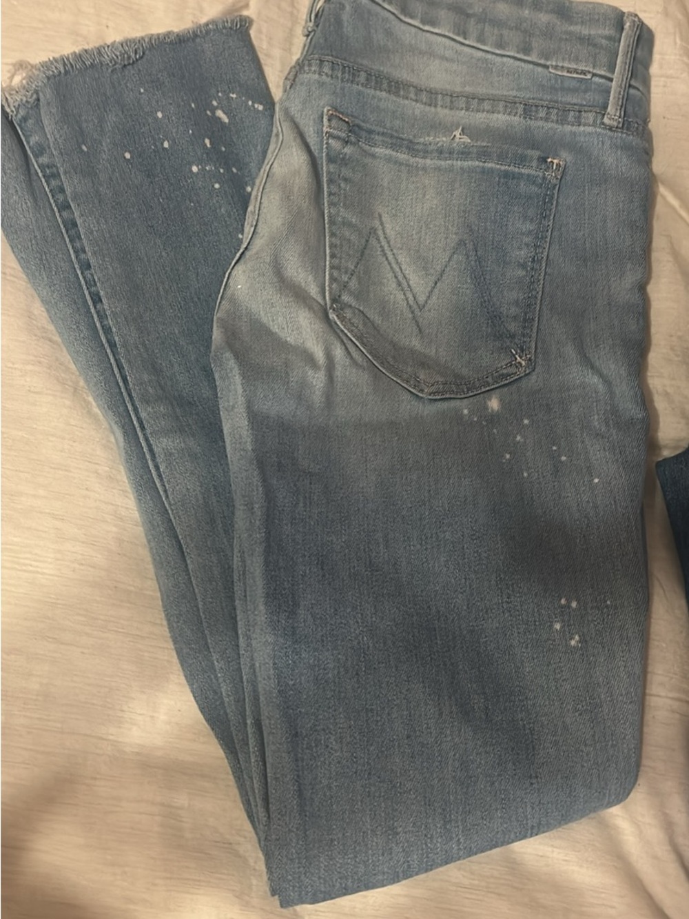 MOTHER Light Blue Skinny Jeans with Subtle Paint-Splatter